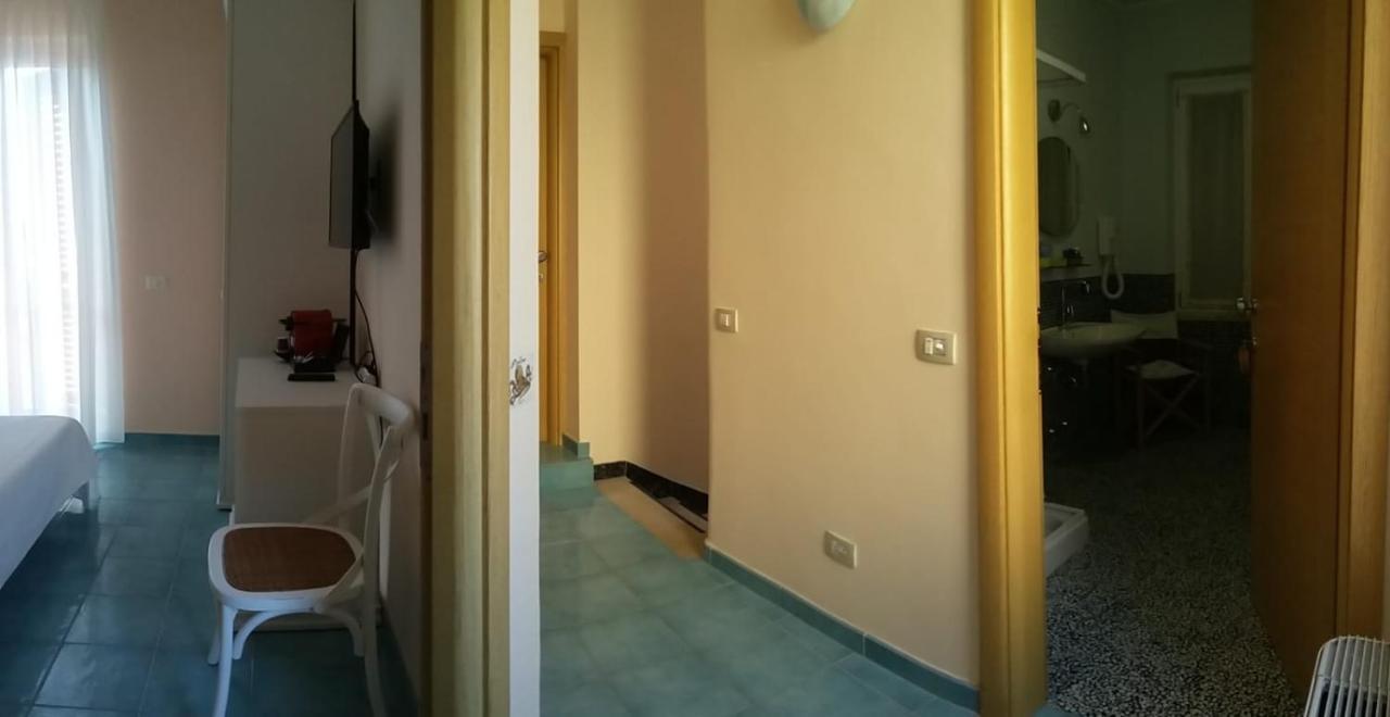Villa Flora Argentario Porto Santo Stefano  Εξωτερικό φωτογραφία